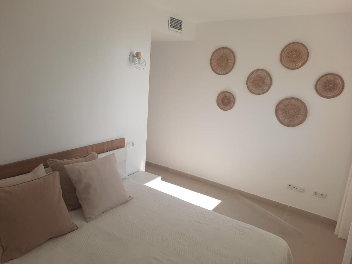 Primera Linea De Playa A 10 Min Estepona San Luis de Sabinillas Luaran gambar