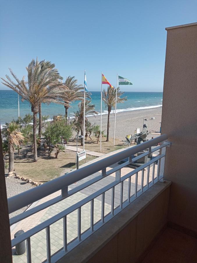 Primera Linea De Playa A 10 Min Estepona San Luis de Sabinillas Luaran gambar